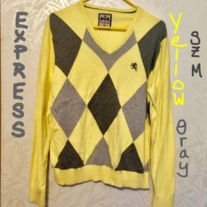 Express Sz Med Yellow/Gray Argyle V-neck Sweater
